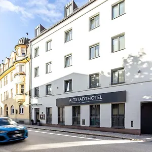 Hotel Altstadthotel ***